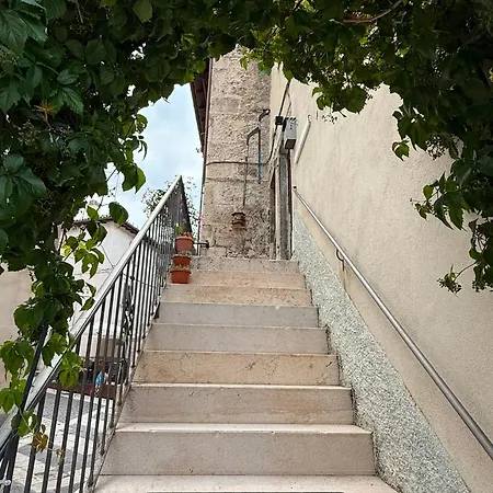 La Finestra Sul Paese شقة بيسكوكوستانزو
